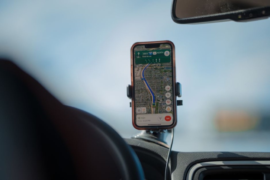 How Does GPS Know Where You Are? 7 Everyday Technologies Explained